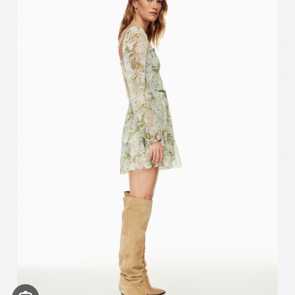 Aritzia Wilfred Tempest long sleeve smocked mini dress XS - Picture 6 of 6